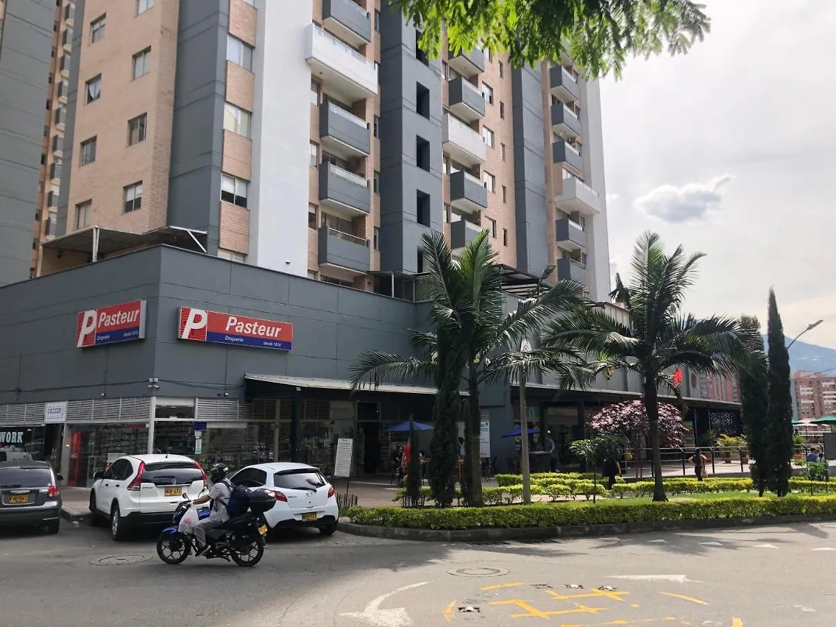 Apartamento Relajante, Amplio, Moderno E Iluminado, Sabaneta, Medellin , 3 Alcobas 0*, Sabaneta Colombia