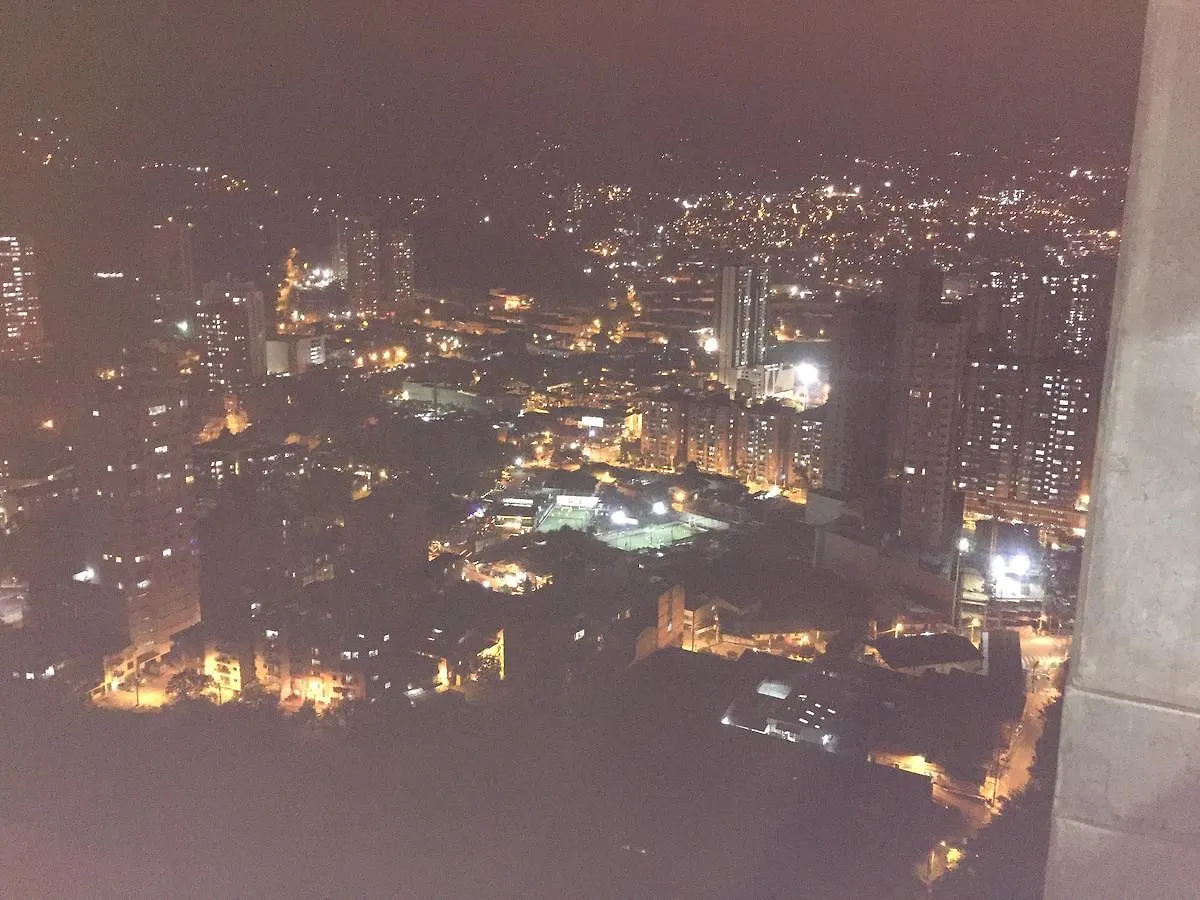 Apartamento Relajante, Amplio, Moderno E Iluminado, Sabaneta, Medellin , 3 Alcobas Apartment Sabaneta
