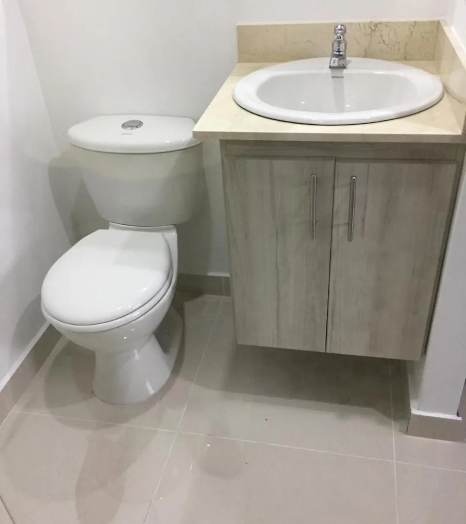 Apartamento Relajante, Amplio, Moderno E Iluminado, Sabaneta, Medellin , 3 Alcobas Apartment Sabaneta