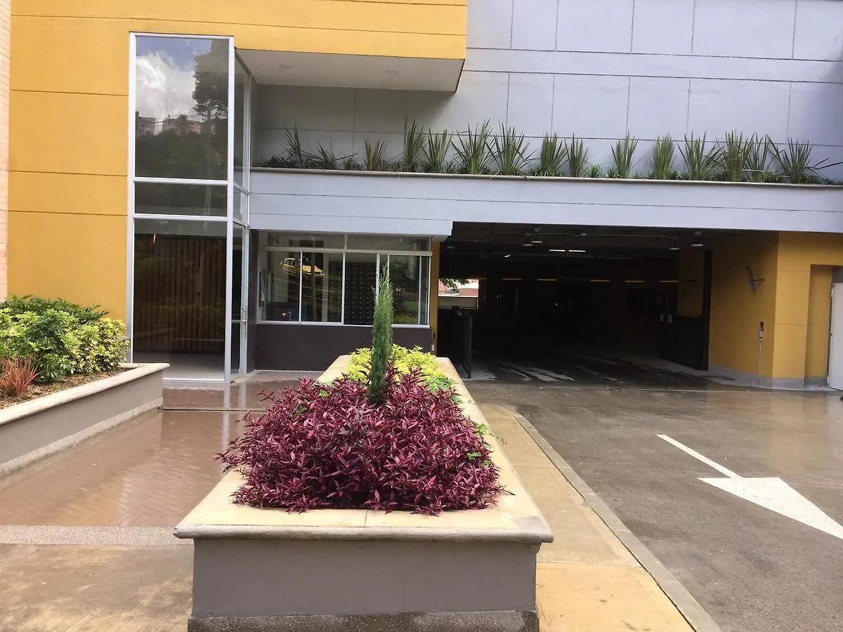 Apartamento Relajante, Amplio, Moderno E Iluminado, Sabaneta, Medellin , 3 Alcobas 0*, Sabaneta